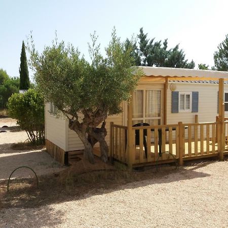 Camping Bola Hotel Villena Exterior foto