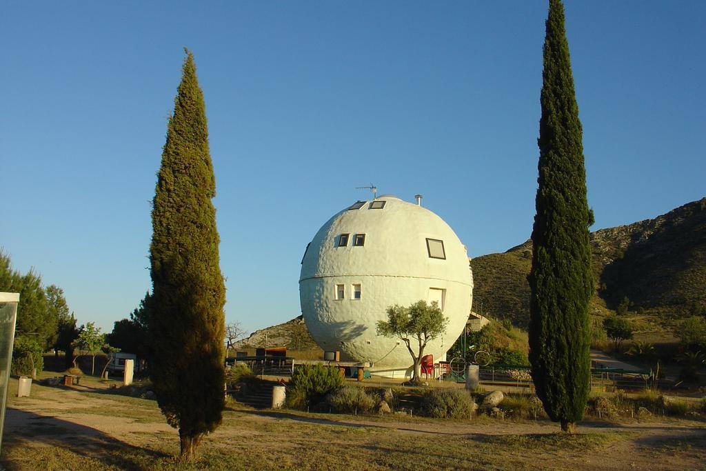 Camping Bola Hotel Villena Exterior foto